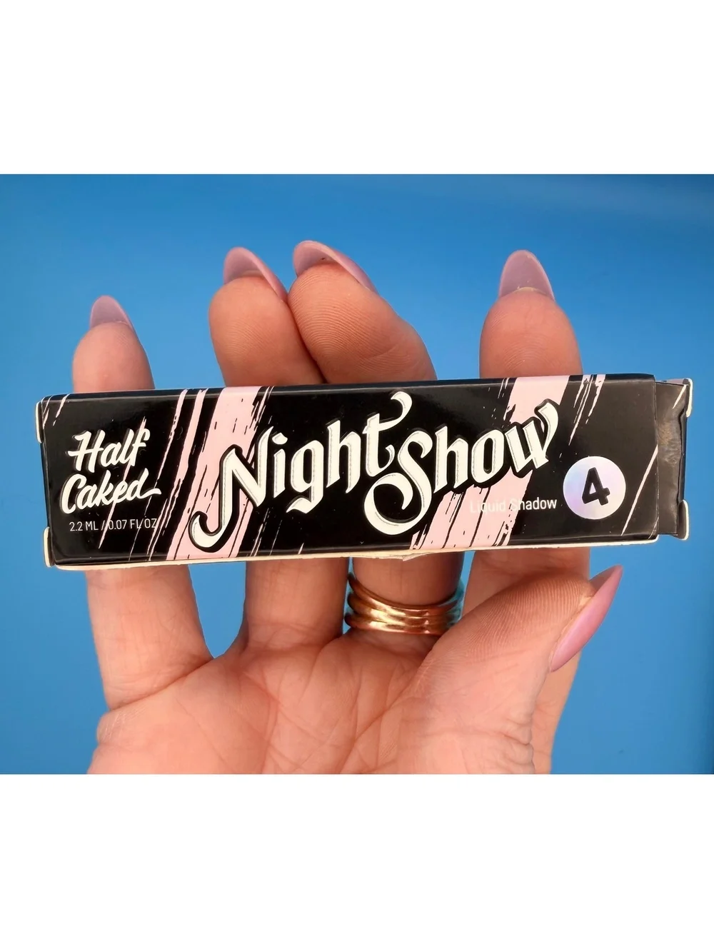 Night Show Half Caked Liquid Shadow in Beating Heart Baby